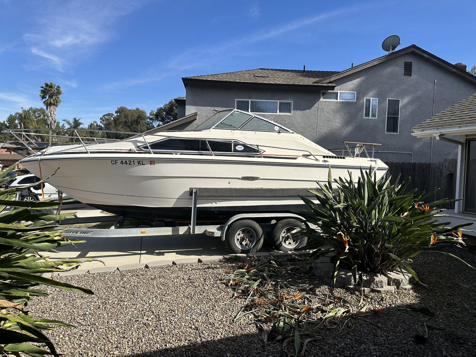 1982 SeaRay Cruiser