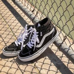Vans Black Filmore High-Top Sneaker - Size 10