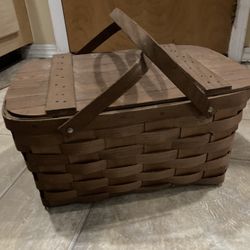 Vintage Picnic Basket