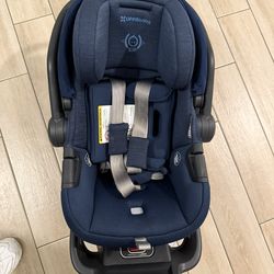 Uppababy Car Seat and bassinet