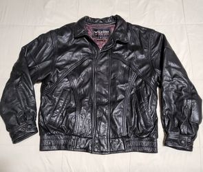 Wilson's, Mens, Medium, Black, Leather Jacket, with Thinsulate Liner, and Removable Vest