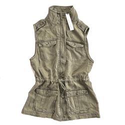 NWT New Max Jeans Women s Cargo Utility Vest in Light Olive Green Vetiver XS for Sale in Boston MA OfferUp