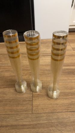 Gold Rim Plastic Champagne Flutes