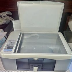 HP Deskjet F380 All-In-One Printer, Copier, Scanner