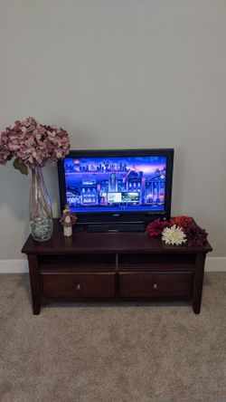 Pottery Barn Entertainment center/ Stand With Storage Excellent Condition 48X21X17 $180