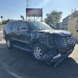 2008 Escalade PART OUT 