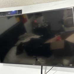 SAMSUM 55 INCH SMART  TV $200