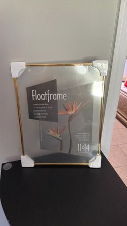 Frame 11 x 14 gold floating frame