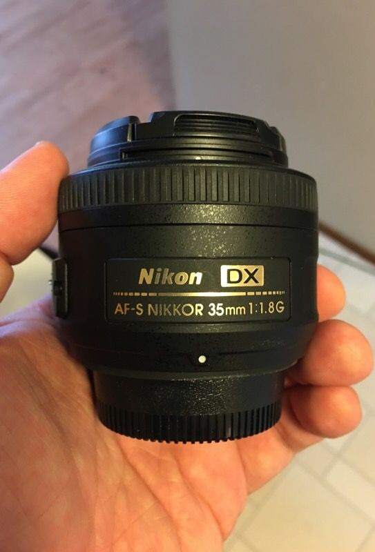 Nikon 35mm DX PRIME Lens