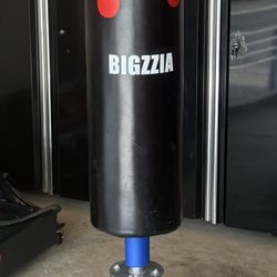 Kick Bag With Stand 