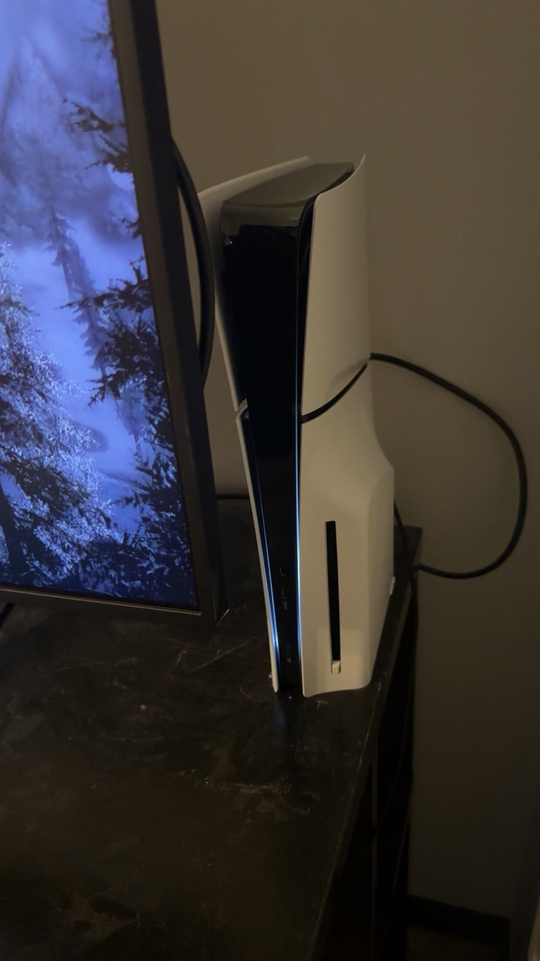 PS5 1TB WITH CONTROLLER