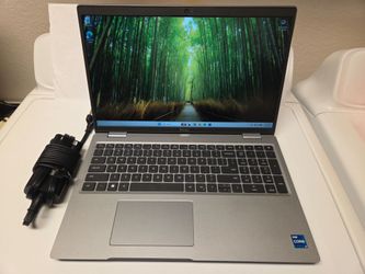 Dell Precision 15.6 Inch Widescreen Intel i7-12700H 14-core 20-threads 512 GB M.2 NVMe SSD Nvidia GPU Graphics