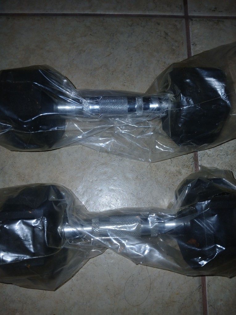 Brand New Two 10 Lb Dumbbell