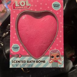 LOL Scented Bath Bomb