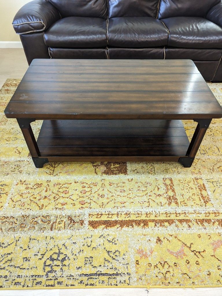 Set Of Solid Wood Coffee Table And 2 Side Tables