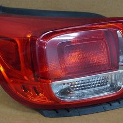 2013 2014 2015 CHEVY MALIBU LEFT DRIVER  TAIL LIGHT 