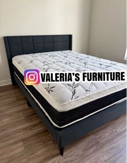 New queen bed with mattress