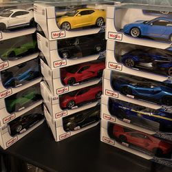 MAISTO CARS SCALE 1/18