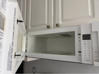 Whirlpool microwave