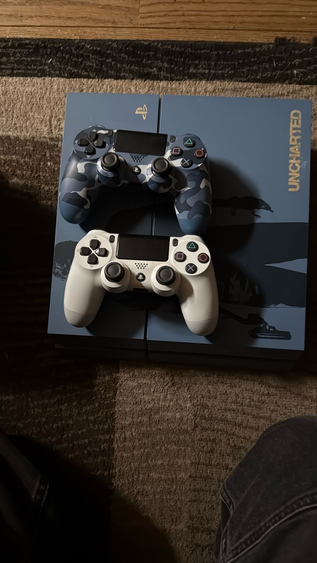 PS4 With Games / Controllers