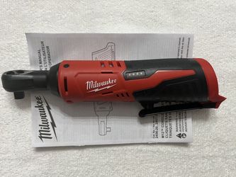 Milwaukee M12 3/8" Cordless Ratchet