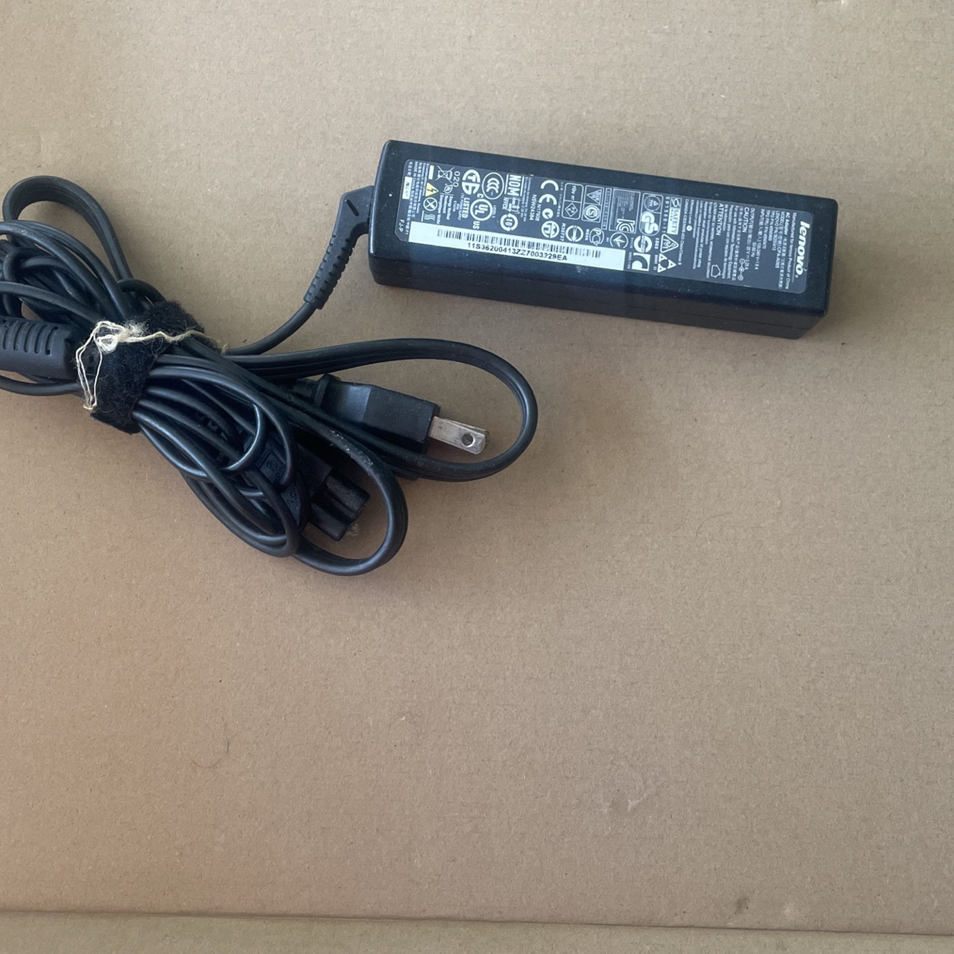 Lenovo AC adapter CPA-A065