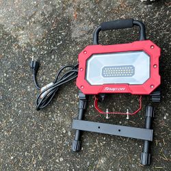 Snap-on LED Work light, 2000 Lumen With Cord