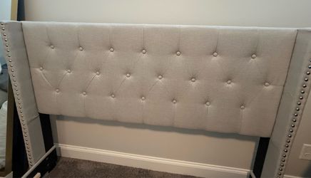 Tufted Queen bed frame