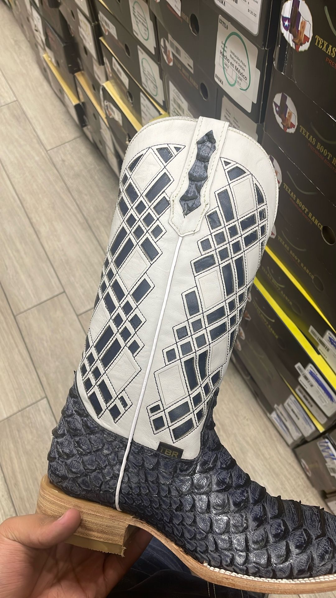 men boots