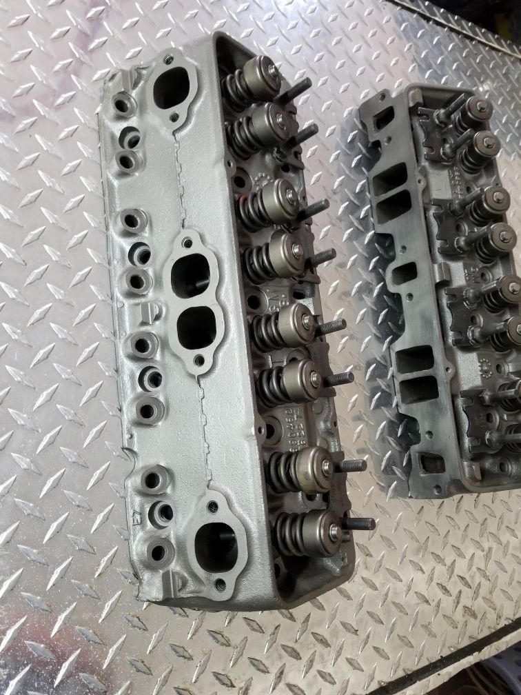 Sbc double hump heads