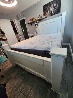 Full size Frame and Mattress