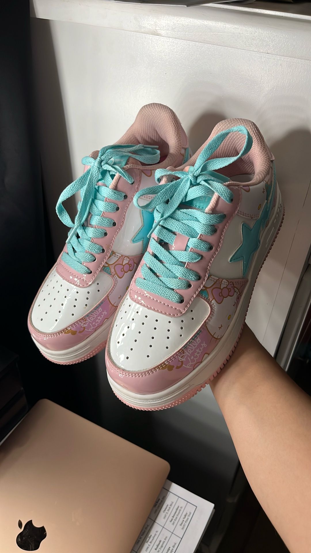 Hello Kitty bape Size 6 Mens