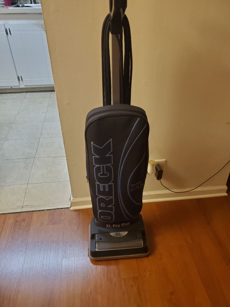Oreck XL Pro Plus commercial grade vacuum cleaner for Sale in Elk Grove