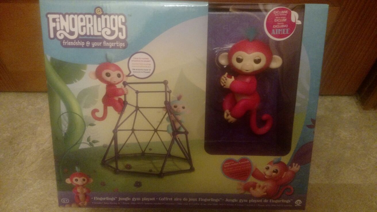 Fingerling jungle gym set with included pink FingerLing Brand new