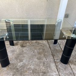 Dining Table(Glass) / 6 Chairs 
