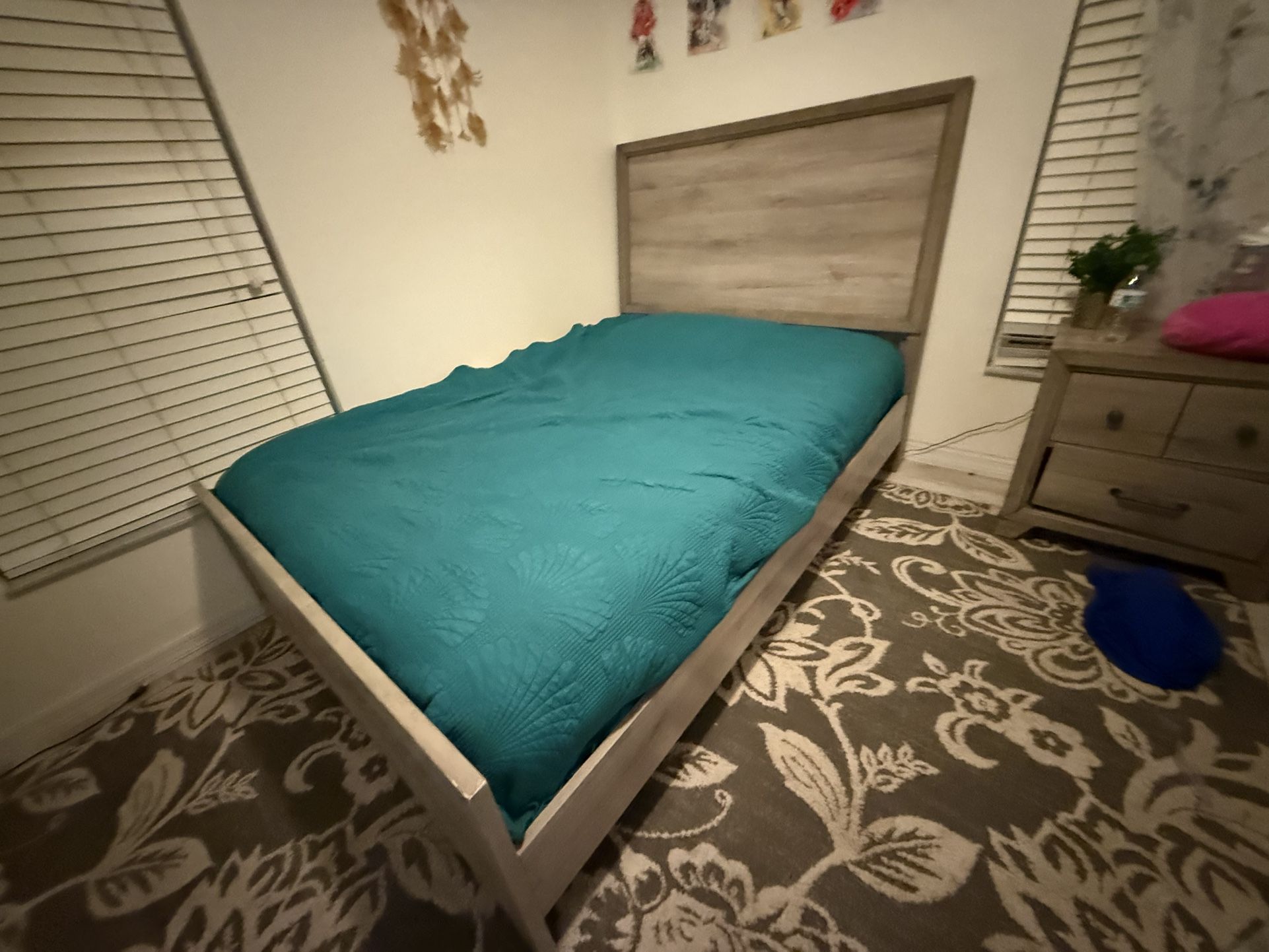 Full Gray Bed Frame (includes Screws)