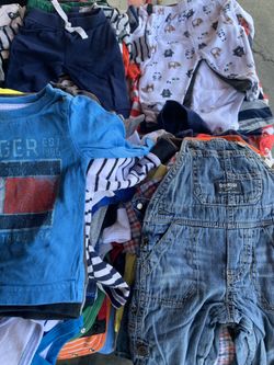 Baby’s clothes from newborn to 12 months