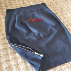 Express. Pencil Skirt. Black Stretch Size 12 Gold Side Zipper. Deltona