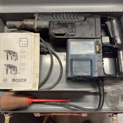 Bosch 1 1/2” Rotary Hammer Drill 11233evs