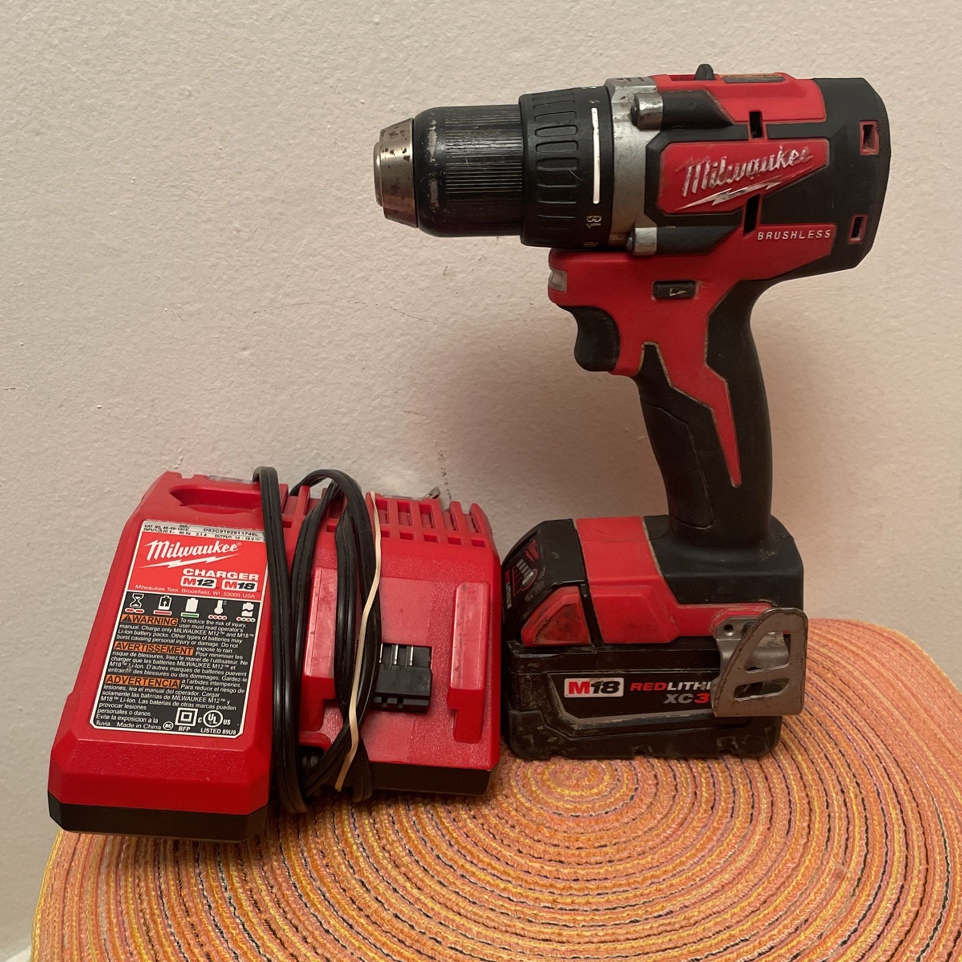 Milwaukee, Brushless, + Charge + Battery