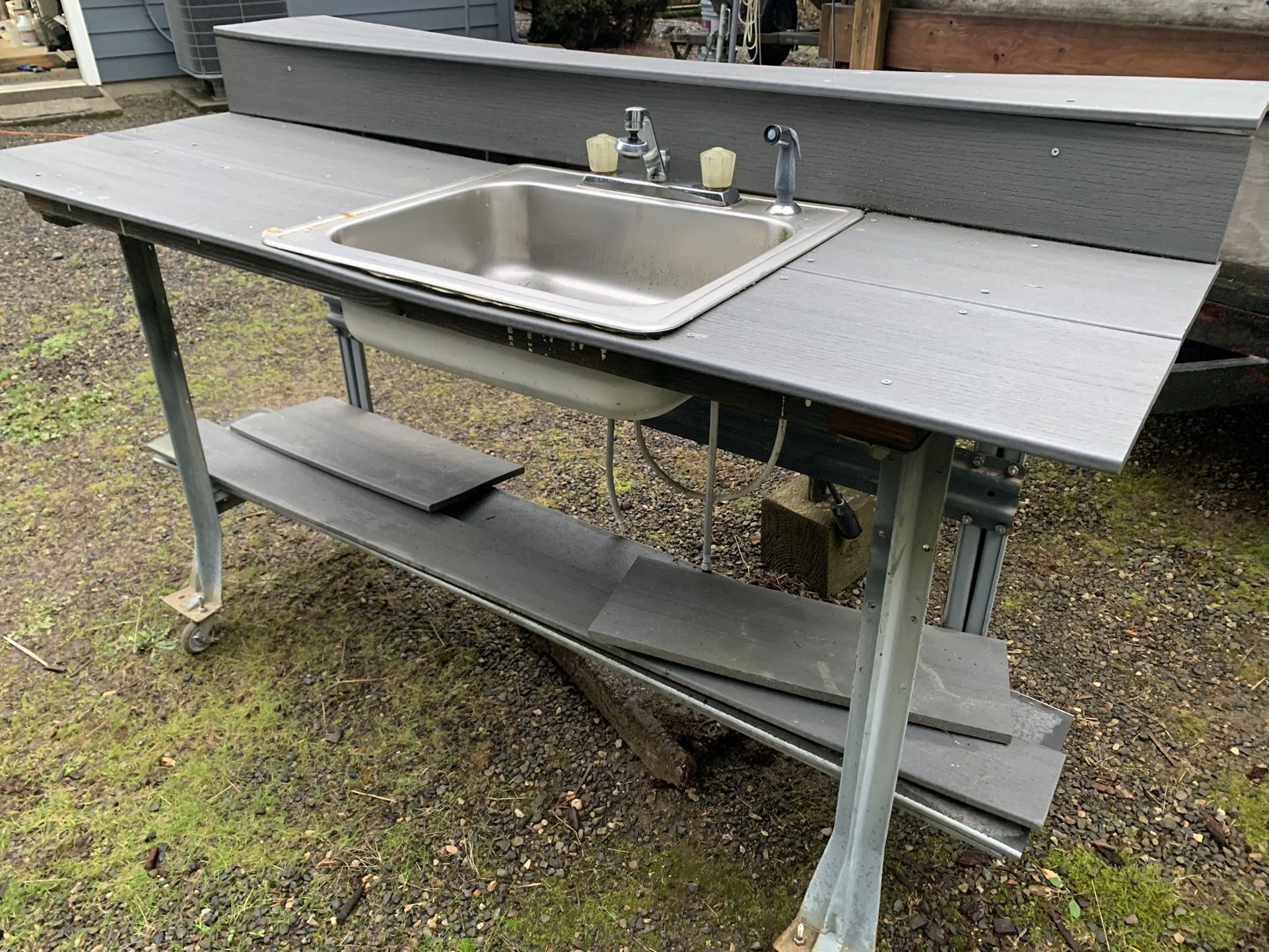Rolling Table (Fish Cleaning)