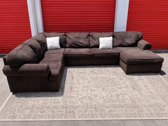 Big Ashley Sectional (Delivery Available)