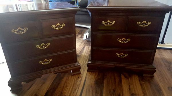 2 Thomasville Collectors Cherry 3 Drawer Nightstand For Sale In