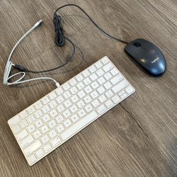 Apple Wired Keyboard