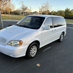2003 KIA Sedona
