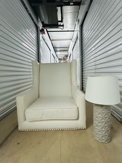 White Leather Accent Chair & Silver Reading Lamp – Beautiful Matching Set