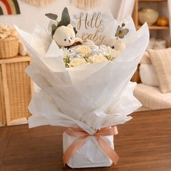 Diaper bouquet bay shower gift