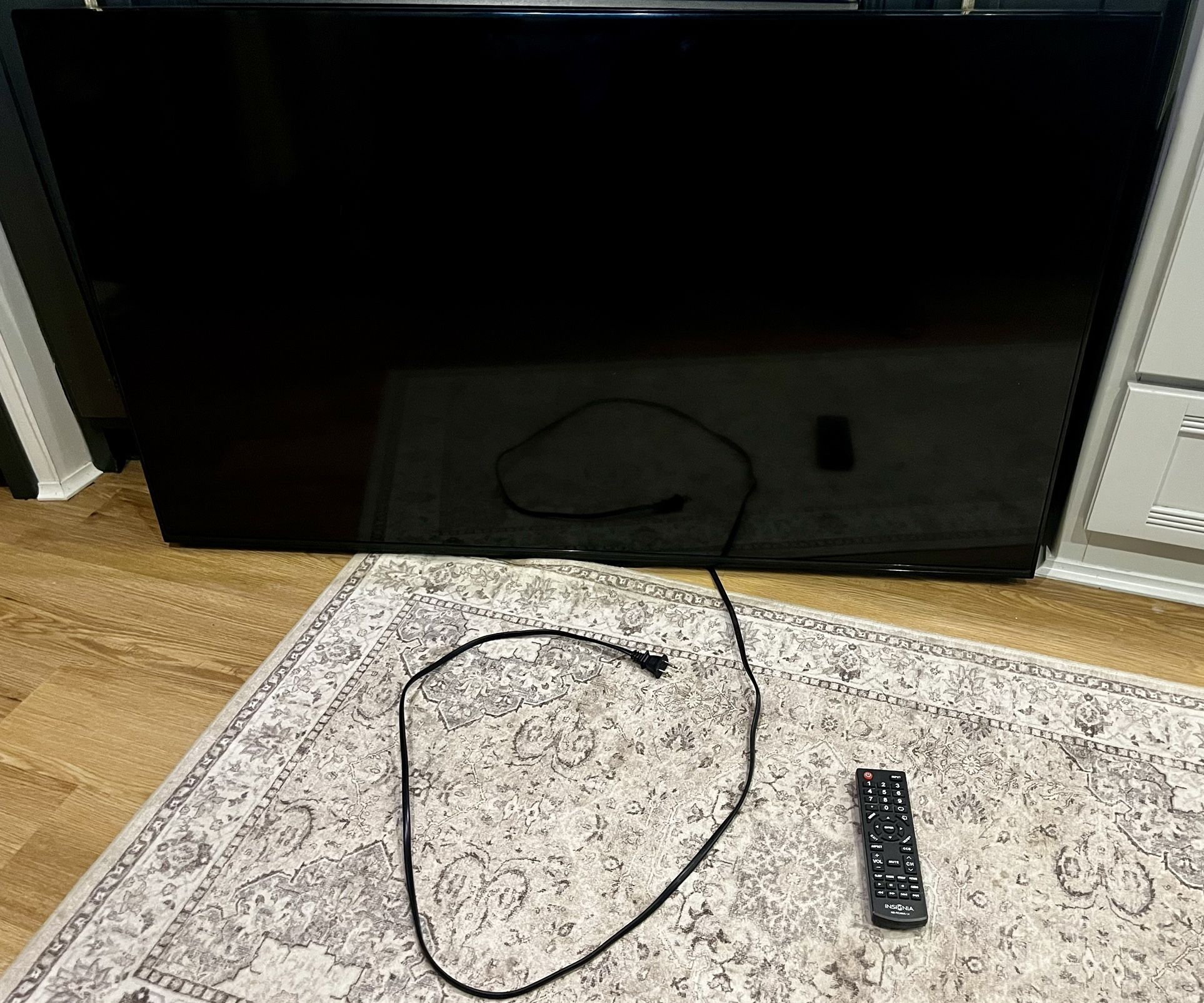 “Insignia 50″ LED TV – Model NS-50D400NA14 – For Parts/Repair