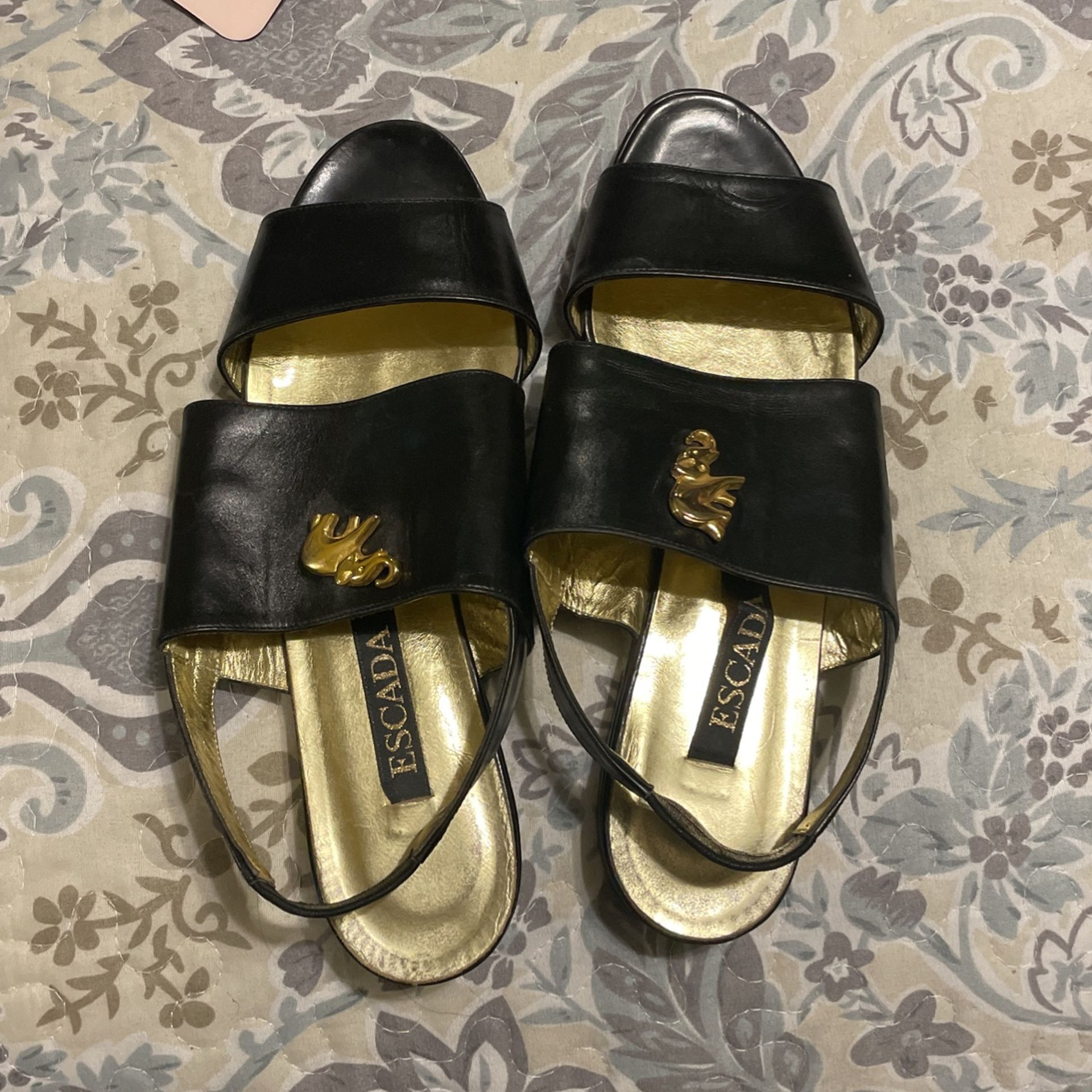 Sandalias Escada