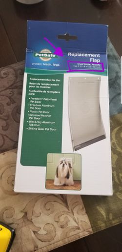 Small petsafe replacement flap.